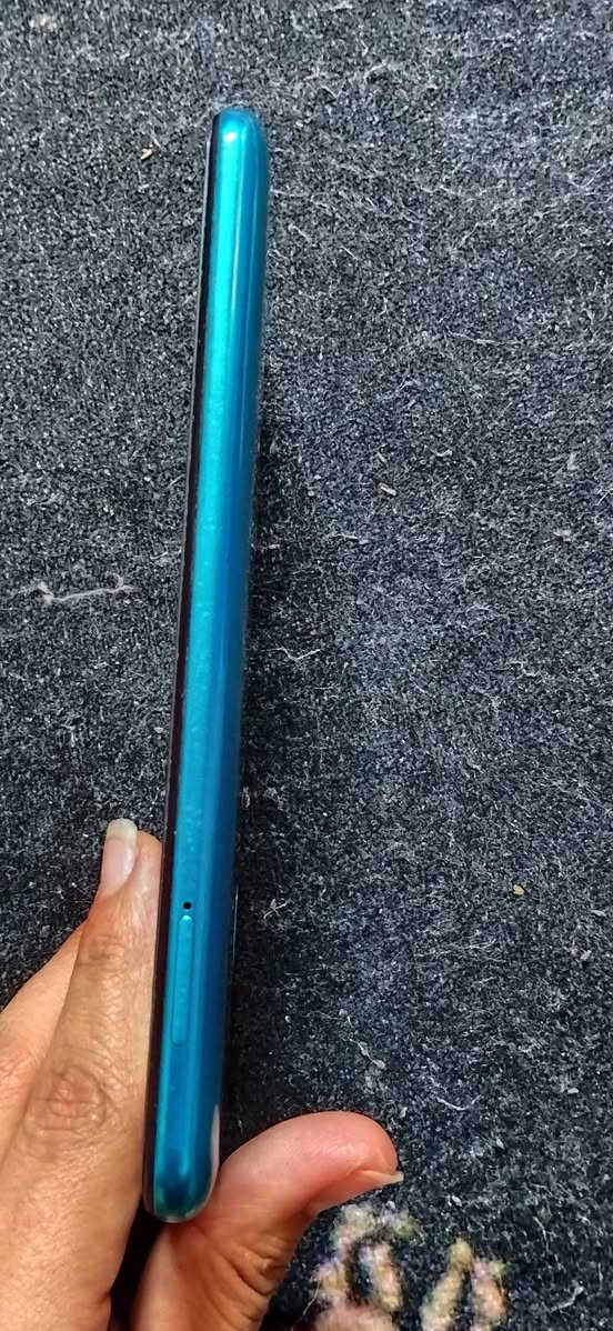 للبيع موبايل Samsung Galaxy M21

🔹 الحالة: جيد
🔹 تم تبديل الشاشة (تشتغل تمام وما بيها مشاكل)
🔹 الذاكرة: 64GB
🔹 الرام: 4GB
🔹 البطارية: جيدة وتدوم
🔹 ويا شاحن
 الجهاز شغال 100% وما بيه أي عطل غير تبديل الشاشة
 السعر: (110) قابل للنقاش
📩 للتواصل خاص


**إذا كنت صاحب هذا الإعلان وتريد حذفه لأي سبب، رجاءا أرسل رسالة إلى الدعم الفني**