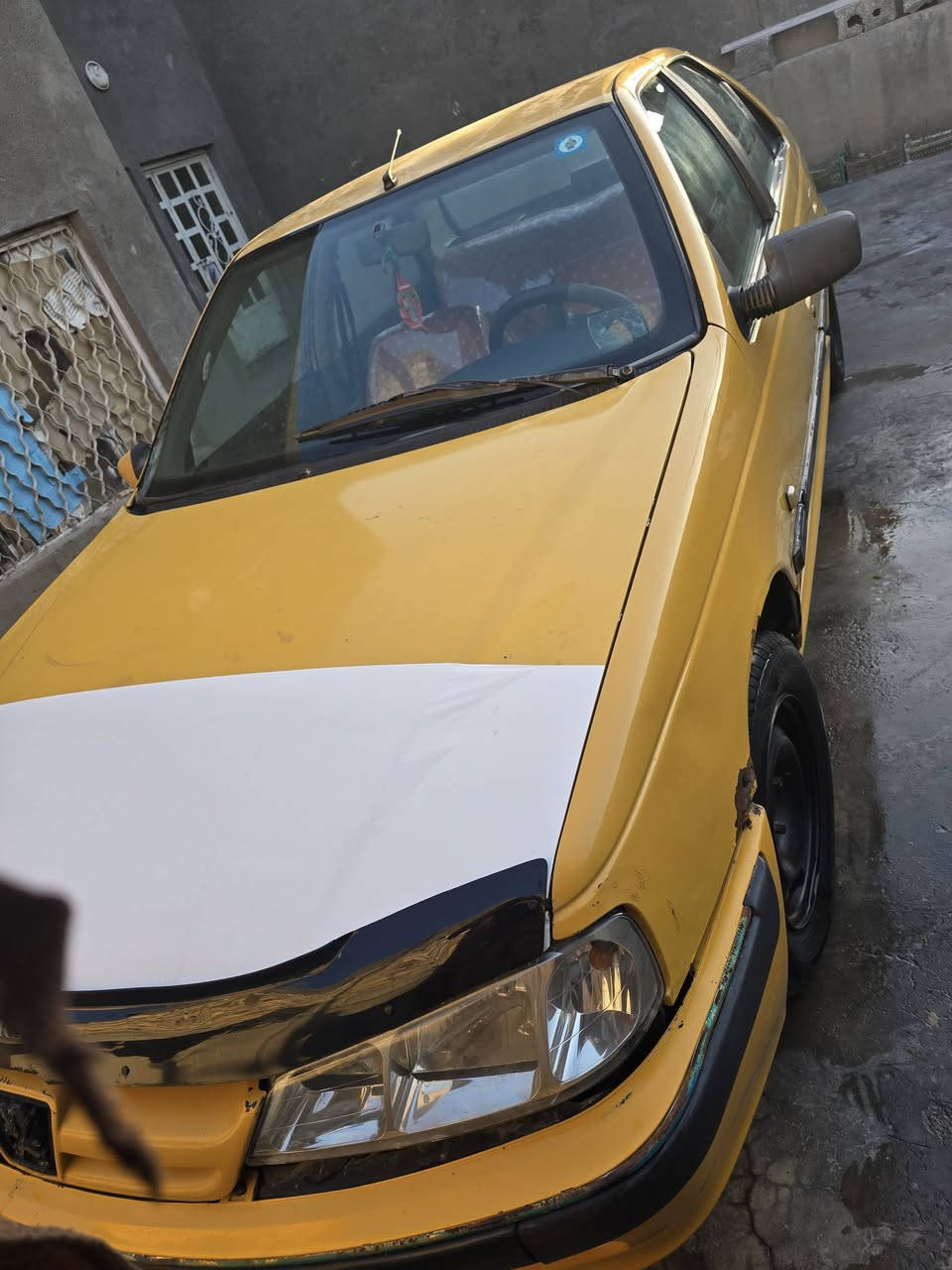 السلام عليكم  بيجو بارص مديل ١٥  مكفوله من الصبغ وضربه السياره بلاديه 
مكينه بيه خيط بخار  سنويه ل٢٨  جاهزه السياره 
#مراوس حسب القناعه سعره ٤٣ وبيه مجال ***********
*********** مكان السياره ديوانيه
