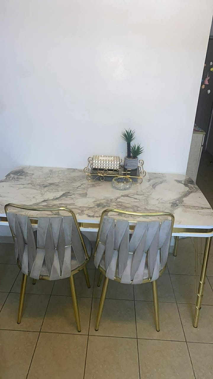 اغراض للبيع الاسعار داخل الصور


**إذا كنت صاحب هذا الإعلان وتريد حذفه لأي سبب، رجاءا أرسل رسالة إلى الدعم الفني**