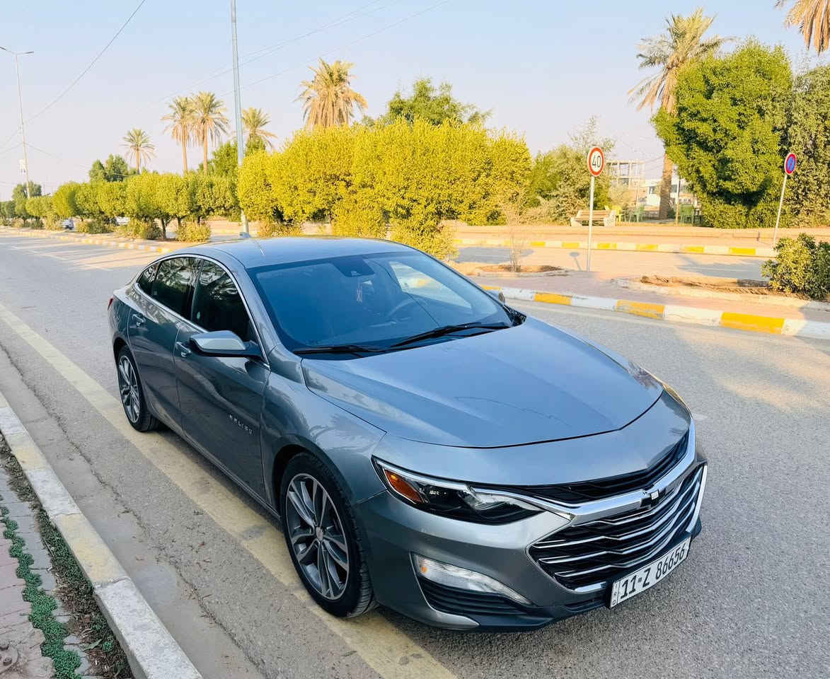 ماليبو 2023حادثها فقط بنيد بدوان دواخل رقم بغداد معوقين مواصفات LT وجاهزه للأخيره كير مكينه حداديه تايرات ماشيه 45 السياره صوره الحادث مرفقه  بالمنشور رايدها ب128 وبيها مجال مكاني العماره ***********
