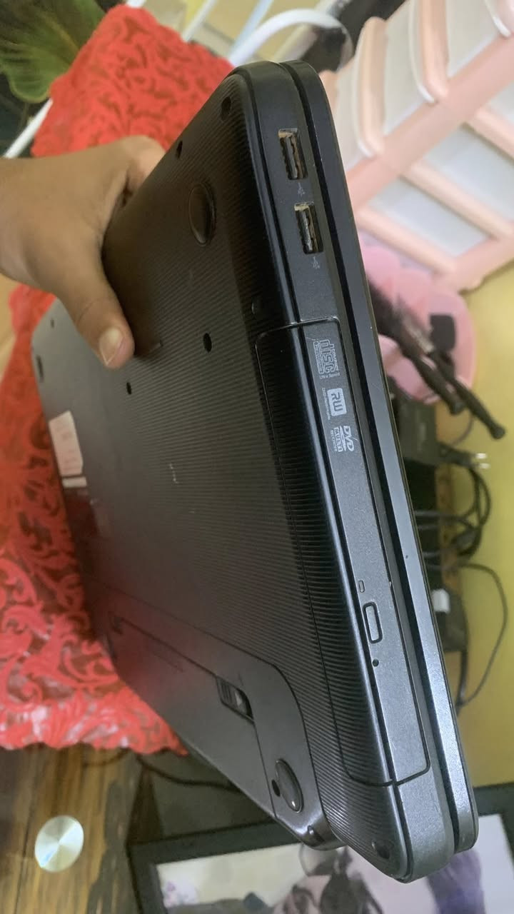 لابتوب دل نظيف
ويندوز 7
كلشي تمام ما بيه أعطال
⚠️ البطارية تحتاج تبديل
يشتغل على الشاحن بدون مشاكل
فرصة للي يريد لابتوب بسعر حلو يفيد للدراسه وللتصفح وما يعلك ويخبل الجهاز نضيف نضافه قويه ويشغل اقراص وكلشي تريده يشغل السعر (65) وقابل للتفاوض *********** مراسله واتساب او خاص ماسنجر

