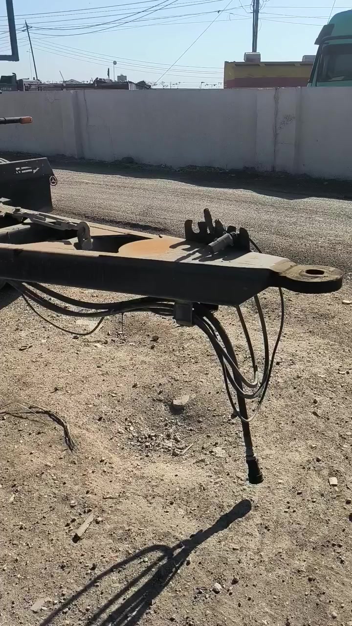 مقطورة .وترهم نساف كامل .طول 7. وزن 8ونص .تخم تاير جديد.
***********
