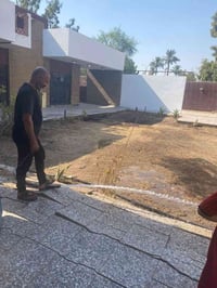 بيت مساحته ٨٣٥ م الواجه ٢٠ م ملك صرف نوع العقار اسم شخص واحد المكان بغ...