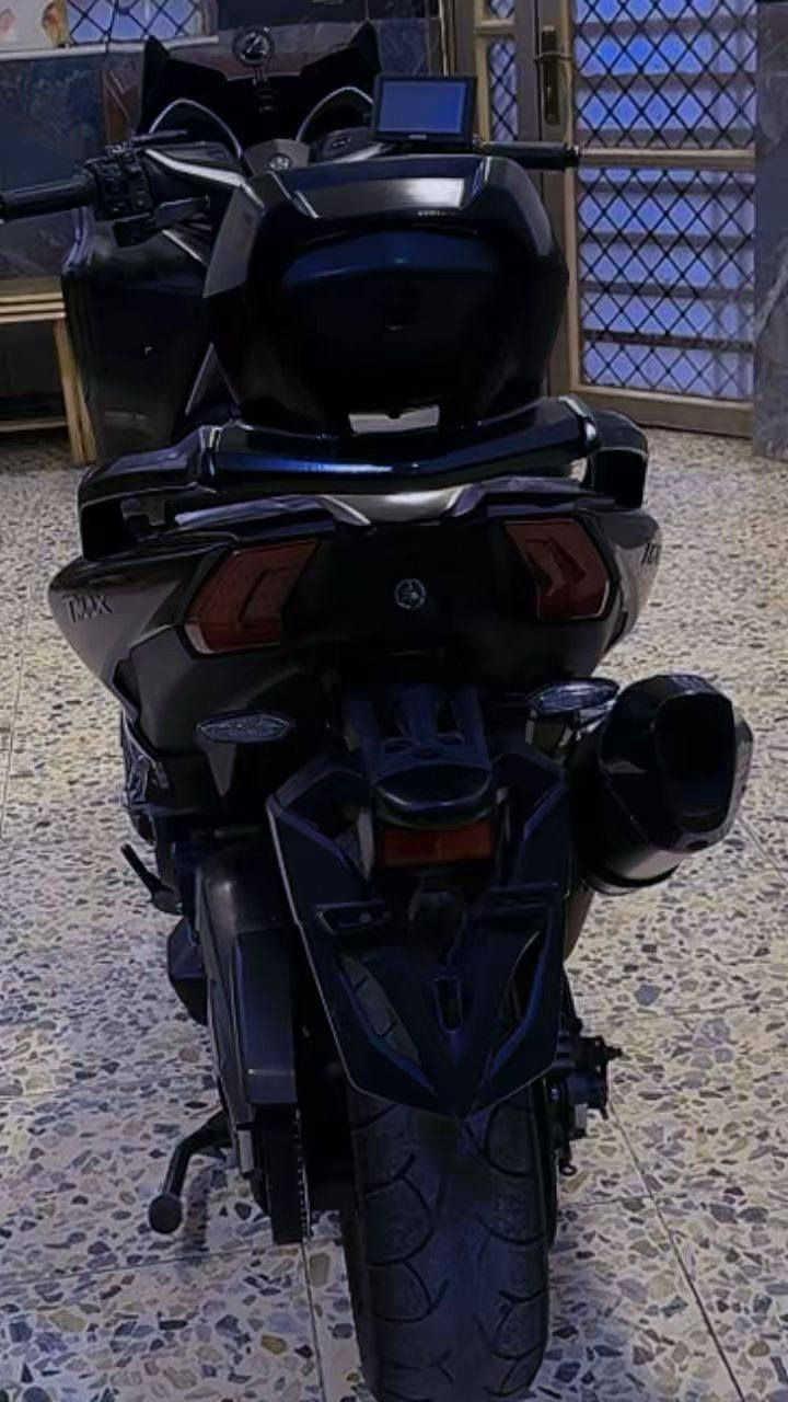 السلام عليكم tmax 2019 DX للبيع 
كفاله عامه دراجه بحاله الوكاله  ماشيه 21 الف برغي ما مفتوح بيه كل غراضه بلاديه ونضافته كدام عينك صالنصه بلاد رياضي مثبت سرعه مانع انزلاق تدفئه بلكشن جامه بلاديه متحركه كلشي بلاد دراجه كلش جديده وبيهة شاشه الدراجه بس ممشغلهة 

رقمي ***********

لمكان بغداد الحريه 

السعر خاص
