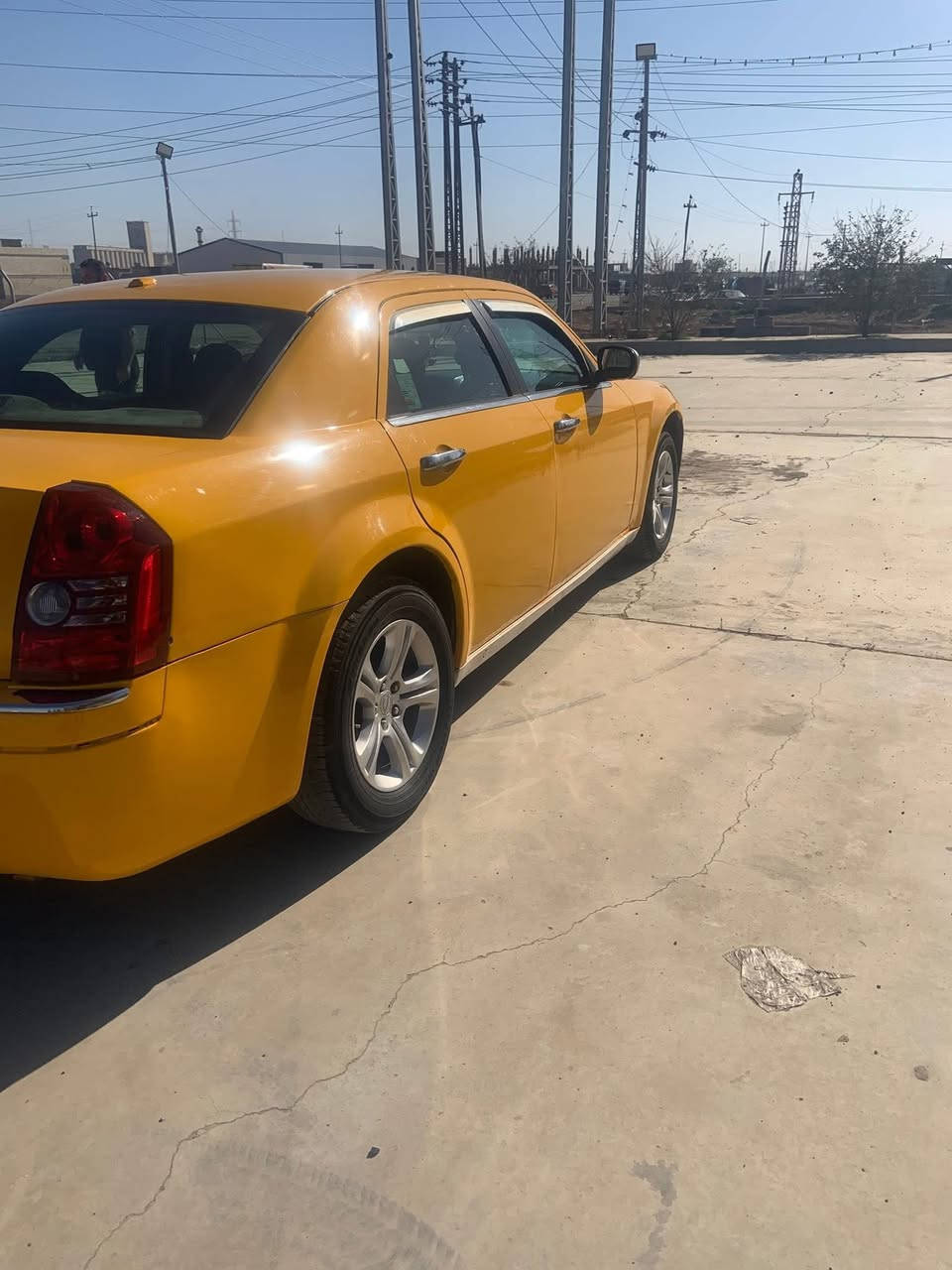 شباب السلام عليكم
اوباما تكسي 2007 للبيع او مرواس 
  محرك كير لا صرف لا تبخير جدد 
تخم تايرات جددد 
صدر امامي خلفي 
صبغتها جديدة 
رقم كركوك مميز 
خط بغداد كركوك 
مصفرة هيئة ومرور 
تبريد يشتغل 
كهربائيات كلها شغالة مابيهه نقص 
السيارة ترهم قسط بمقدمة والباقي شهرية 
السيارة كاملة والكمال اللة 
  
***********
