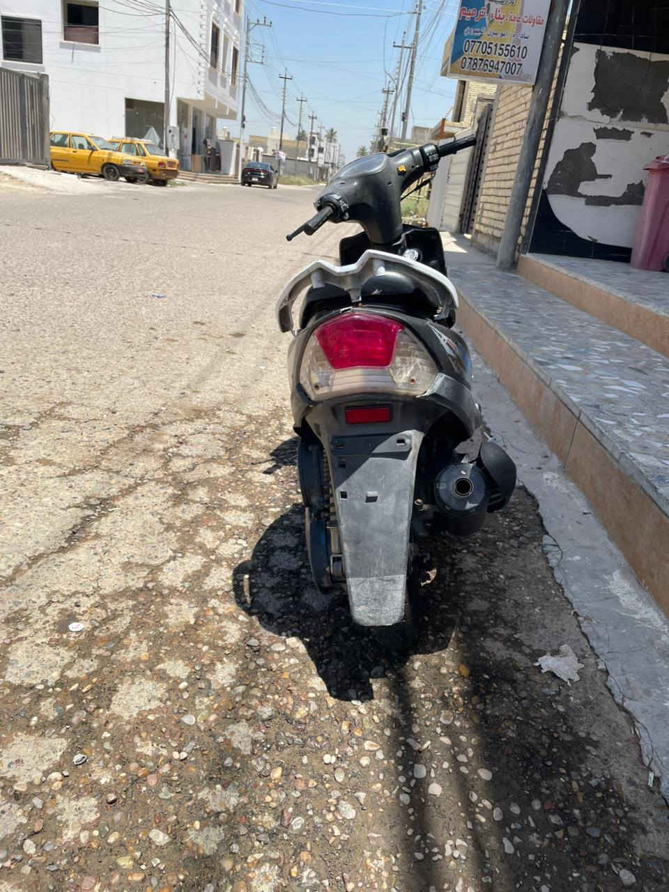 السلام عليكم دراجه ماكس عدله للبيع مجفته جديد 
مكاني بغداد زعفرانيه للتواصل وتساب ***********
