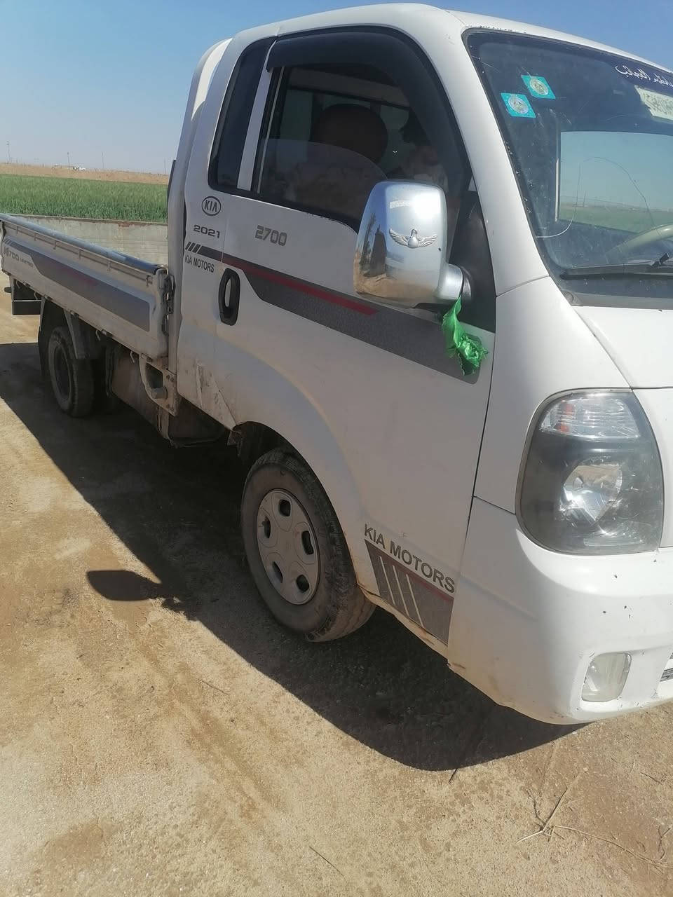 كيا حمل 2017
مكفوله كفاله عامه.. لاصبغ لارش لامعجون لاضربه لاخفيفه ولا كبيره. 
محرگ لاتنقيص لاتبخير لانفخه
گير مكفول 
شاصي. مكفول 
سنويه 2030.دولي..
 شعار گمرگي
نضيفه مال جناي 
المكان بصره برجسيه منطقة الراحه
السعر 120بيه مجال بسيط
استفسار.. ***********
او***********
المنشور اقل من حقيقة السياره
كلشي. مذكور حقيقي. لتعبني فدوه لگلبك
