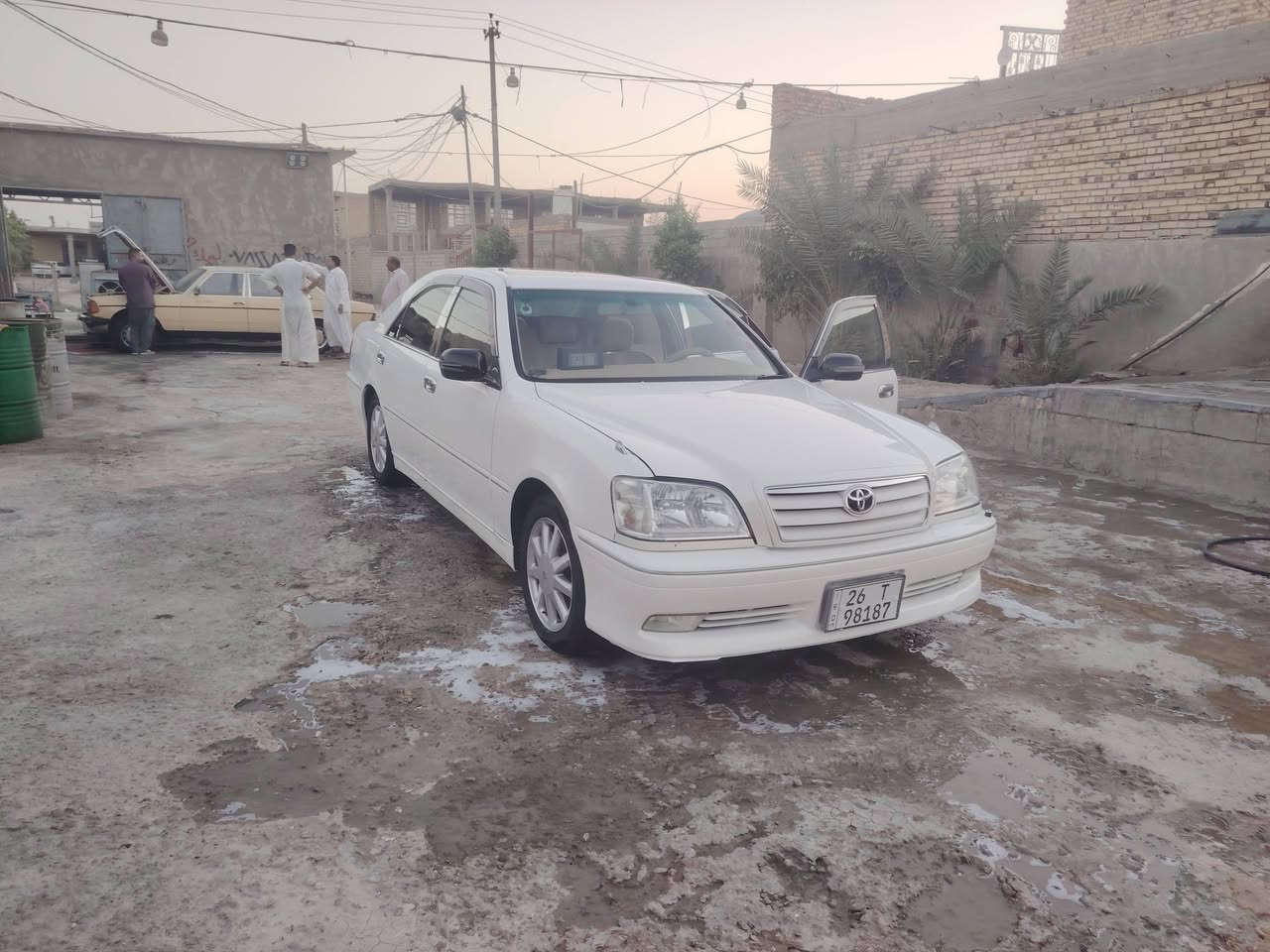 السلام عليكم شباب للبيع ملكه فول اومكفول رقم انكليزي بسمي امداور مباشر فتحه برده خلفيه كشن جلد تحكم ستيرن ٣دكم مري شفط اريل خلفي امامي ويل نجمه سعر ١٥٥ اوبيه مجال حك الجيه رقم ***********
