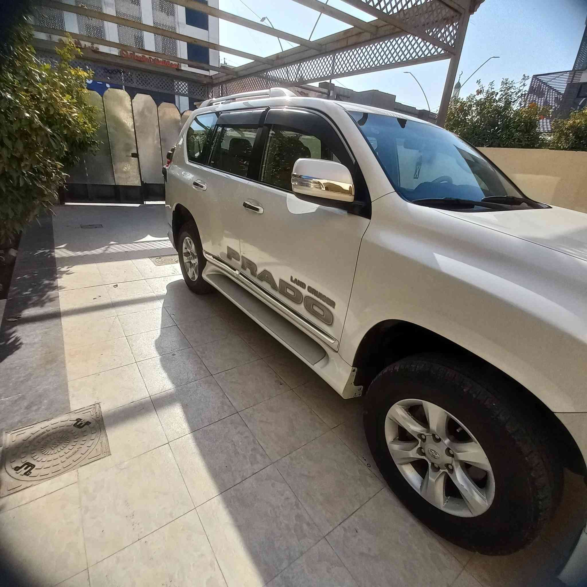 برادو 2011 محدثة 2017 
 رقم بغداد 
السعر / 25000$
للتواصل/ ***********
***********
