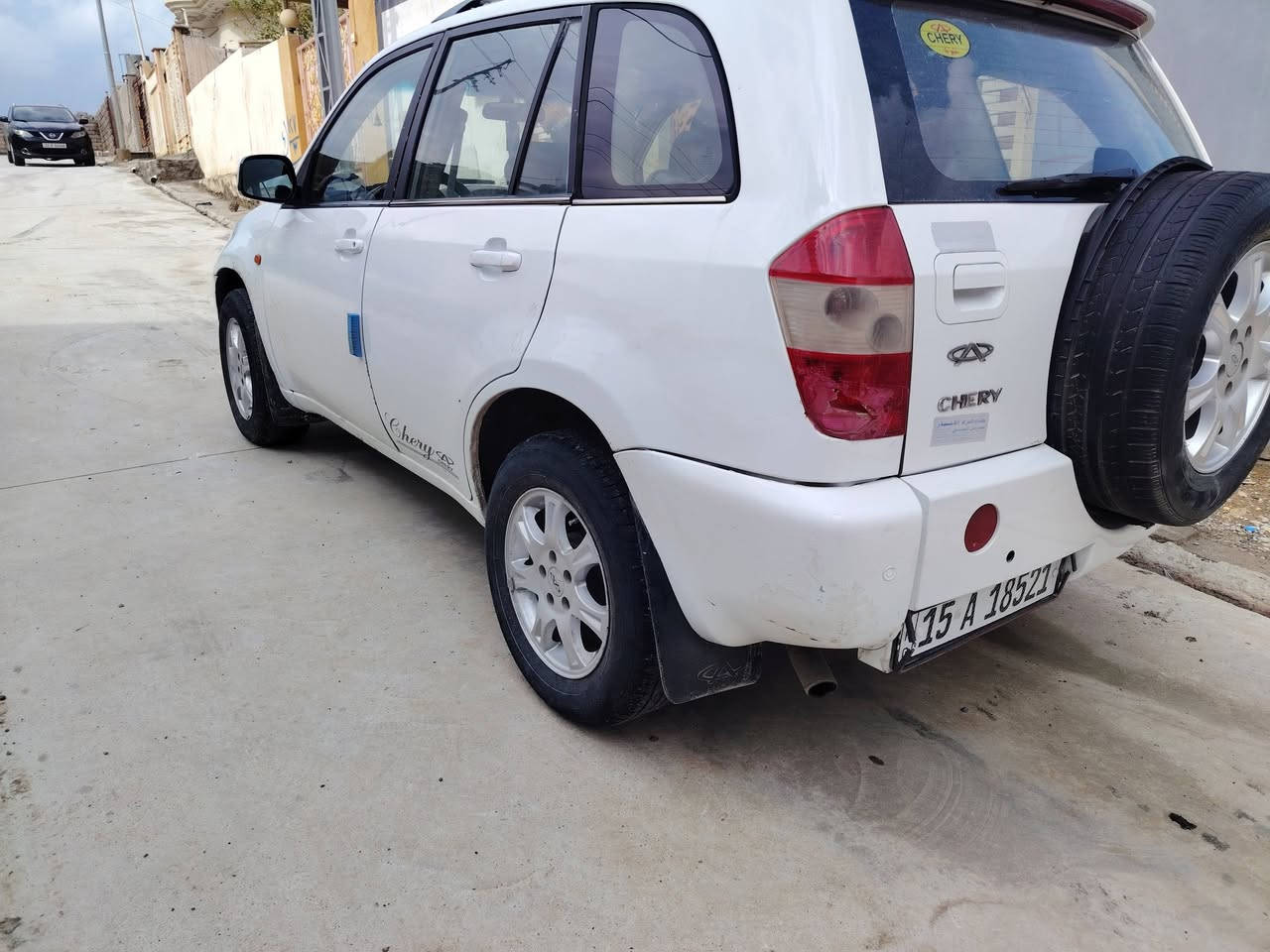 سلام عليكم شيري تيكو 2012 محرك وكير فرخ بطه سنويه جديد 2030كهربايتاته كله شغاله غرامه صفر سنويه بسمي طخم امايم جديد خلفي جديد تايرات جديد بيها صبغ بوند اثر تقحيل سعر 68رقم الهاتف ***********
***********
