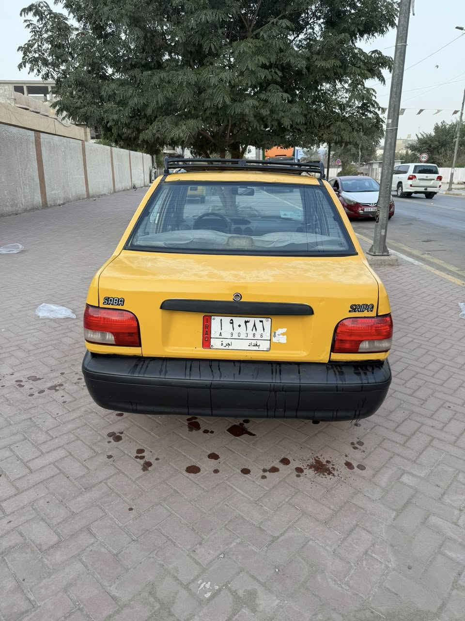 السلام عليكم سايبه موديل 11 دشبول نفخ كير مكينه مكفولات كفاله جدد شواصي مال شركه محد العب بيهن صدر امامي خلفي  وبوبرنات جديد توني شادهن تخم تاير جديد السياره حلوه وناعمه كلش هيه غرمات صفر سنويه جديده كهربائي من الطول الطول شغاله وتبريد شغال نقص بس غاز طك البوري عندي السياره كامله وحلوه مكاني اعضميه ***********السعر ب23 وبيه مجال
