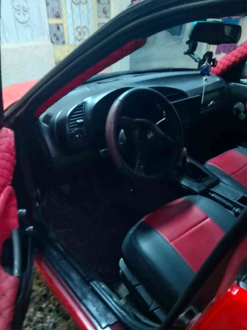 سلام عليكم بي ام ٣٦ e لبيع محرك 4 سلندر كير عادي ضربته بل جاملغ اليمنه السياره نضبفه كير ومحرك مكفولات تخم تاير جديد حداديه جديد بي بطاطين بيبان شويه تعبانه السعر ٤٥ وبيه مجال  ***********  مكان بغداد
