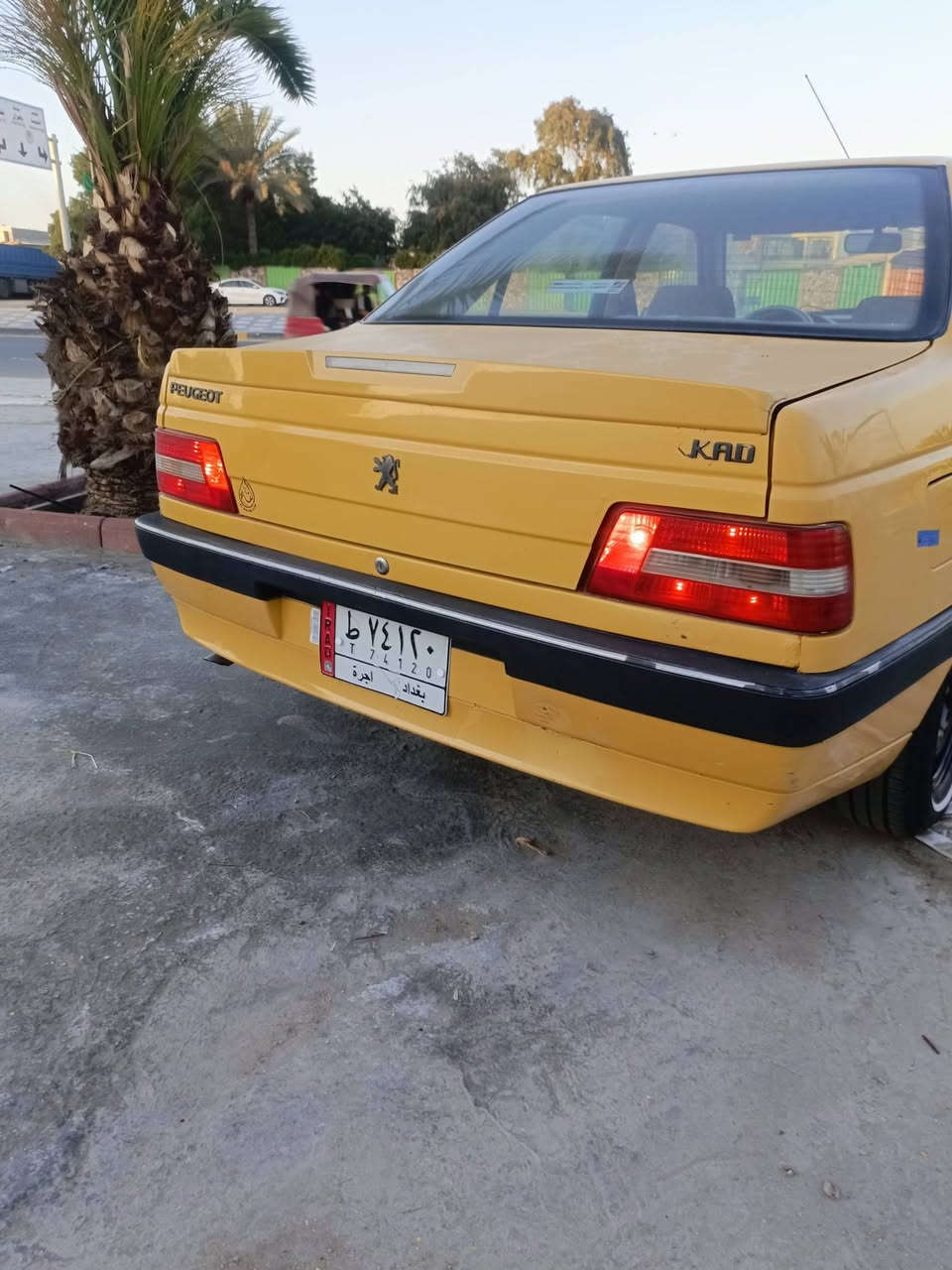 السلام عليكم بيجو لميس موديل 16 مكفولة كفالة عامة مصفرة هيئة وغرامات ماشية 180 سنوية ل28 سياره تخم خط ابيض تاير السعر 51 العنوان بغداد الرقم ***********
