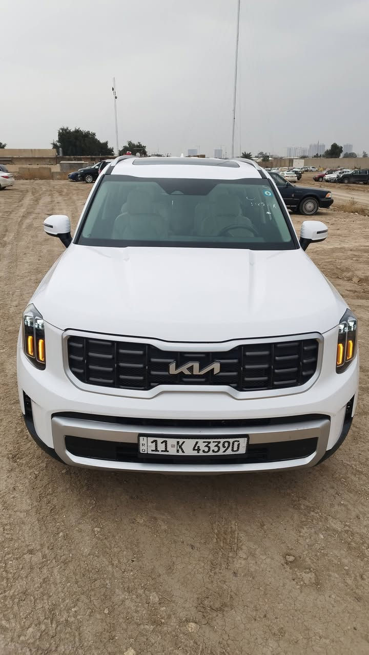 سلام عليكم 
بيع فقط بيع فقط ارخص تولرايد بل سوك   

كيا تولرايد 2024 s فول  رقم بغداد 

شهداء سبعه راكب  وارد امريكي🇺🇸 

حادث خلفي جدا بصيط  بدون ايرباك

رقم شاصي موجود بل منشور تكدر تشوف الحادث

تبديل صندوك وبارد وتكحيل بل 
جاملغ خلف السائق 

سبعه راكب 🚐

بصمه دخول ذكي 

داخل ابيض كشنات منفصل🤍🤍

ماشيه 17 الف مايل ✈️

فتحه سقف 

خمسة مودات قيادة🖱️

فور ويل 

تبريد قطعتي 🥶

رادار امامي 

قياده ذاتيه👁️‍🗨️

تحديد مسار 📡 

تحكمات جهتين 

شاشه متصله🖥️

شاحن واير ليس 🔋🔌

وكل كشن بيه شاحن تايبسي

 إطفاء السياره في الازدحامات🅰️

اوتو هولد 🎮

كامره دواره 🔃

تشغيل عن بعد ✅

السعر //علق يجيك السعر وبلخدمه

☘️📞***********
