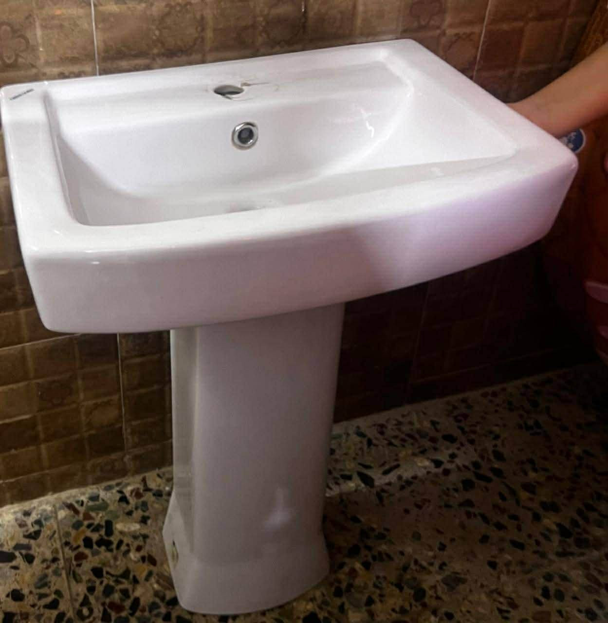 غراض للبيع نضيفات
المغسله 45
الطبلات 100
المدات 35


**إذا كنت صاحب هذا الإعلان وتريد حذفه لأي سبب، رجاءا أرسل رسالة إلى الدعم الفني**