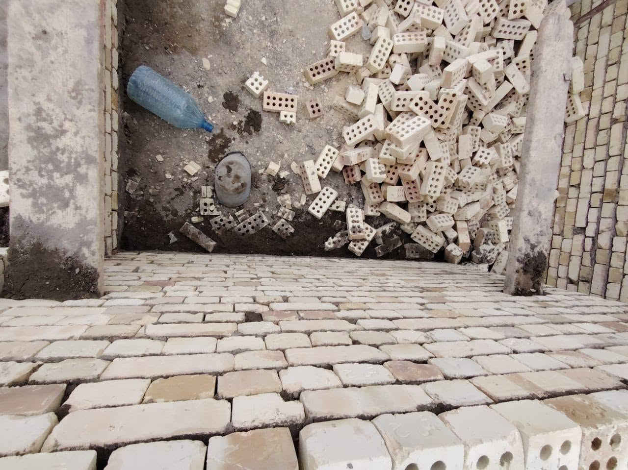 خلفات بناء شغل مضبوط متفرغ حاليا  ***********
