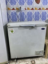 ثلاجة ومجمده • مستعمله • قابل تفاوض