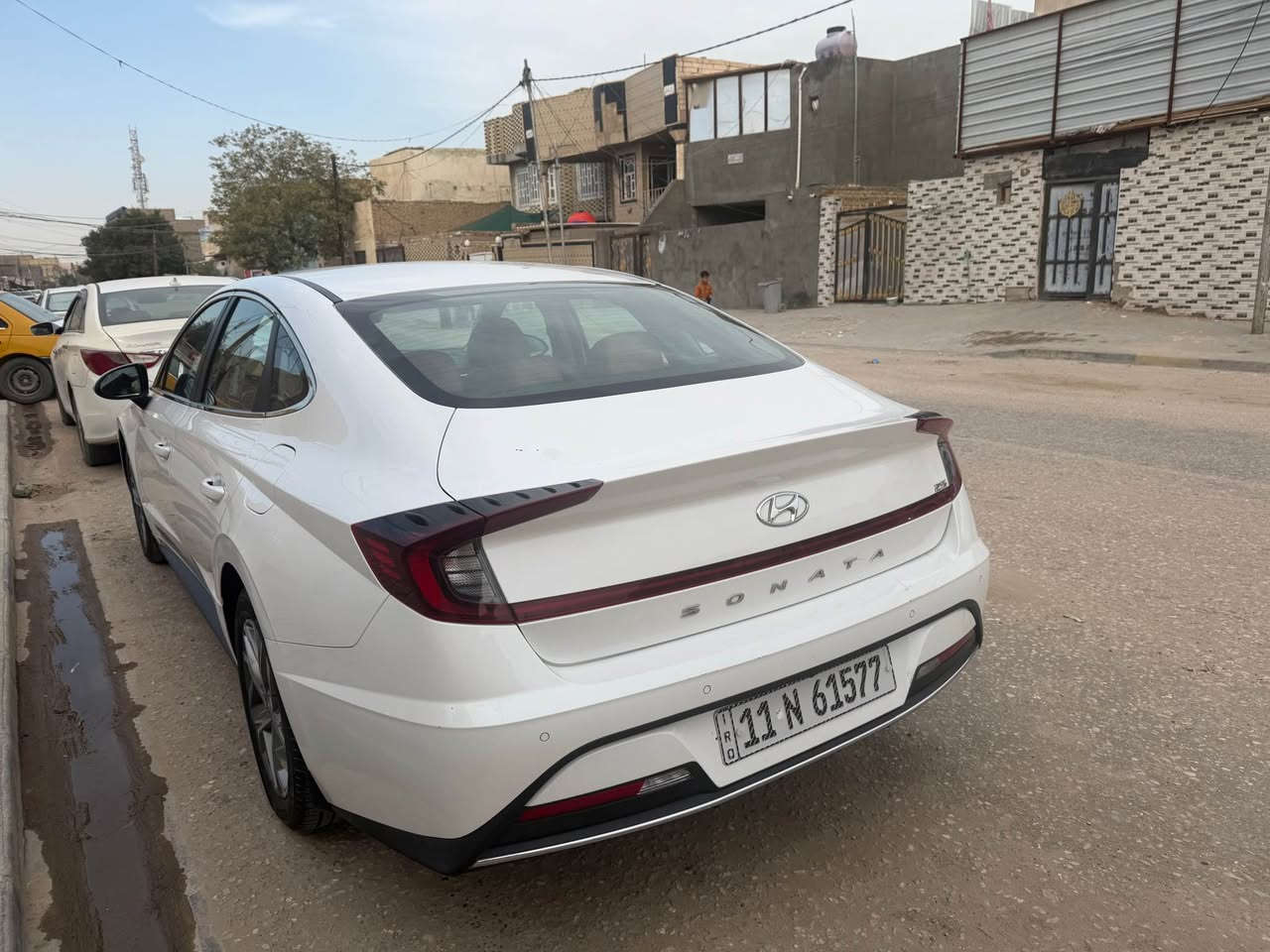 سوناتا 2020 خليجي كفاله عامه لا صبغ ولا تبديل ولا بارد عدا مكانين كارت شوف العين 
سياره جديده كلش گير مكينه تبريد كله شرط ماشيه 71 الف
السعر 165 وبيها مجال قليل
للاستفسار الاتصال 
*********** Singapore
