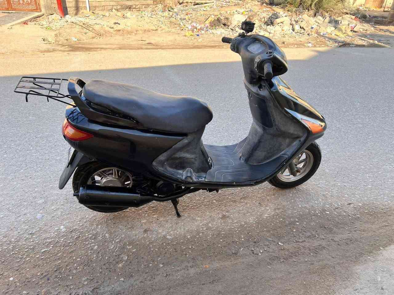 سلام عليكم دراجة فراشة للبيع الدراجة نضيفه كلش مفتوحه فقط ولفات مره وحده مكينته  خير من الله مكاني البصره قضاء المدينة السعر 400 وبيه مجال الاتصال عله الرقم التالي ***********
