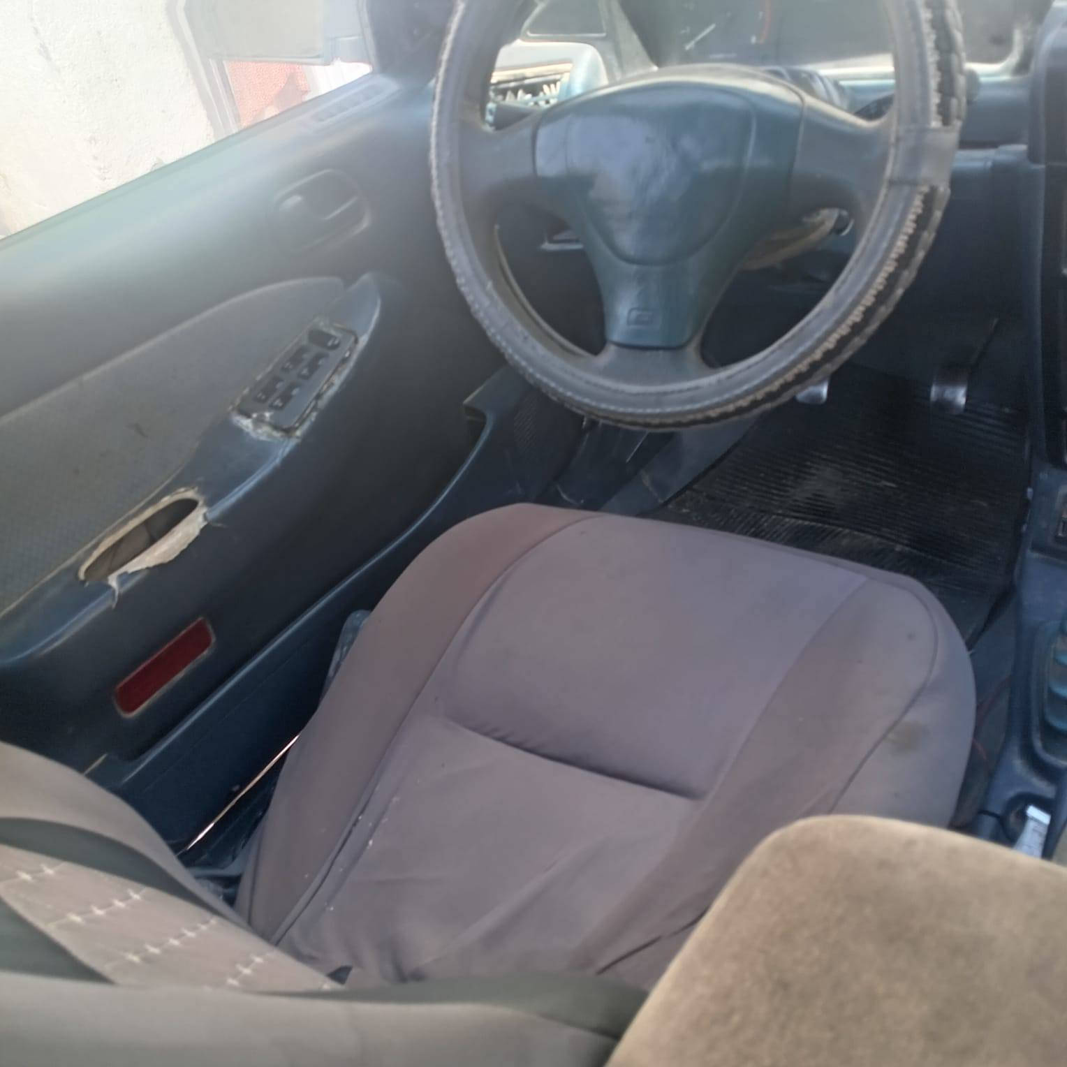 كيا سيفيا 93 رقم واسط دولي سياره كير وحداديه حلوه بس لمحرك بي صرف سعر 23وبيها مجال عنوان صويره ***********
