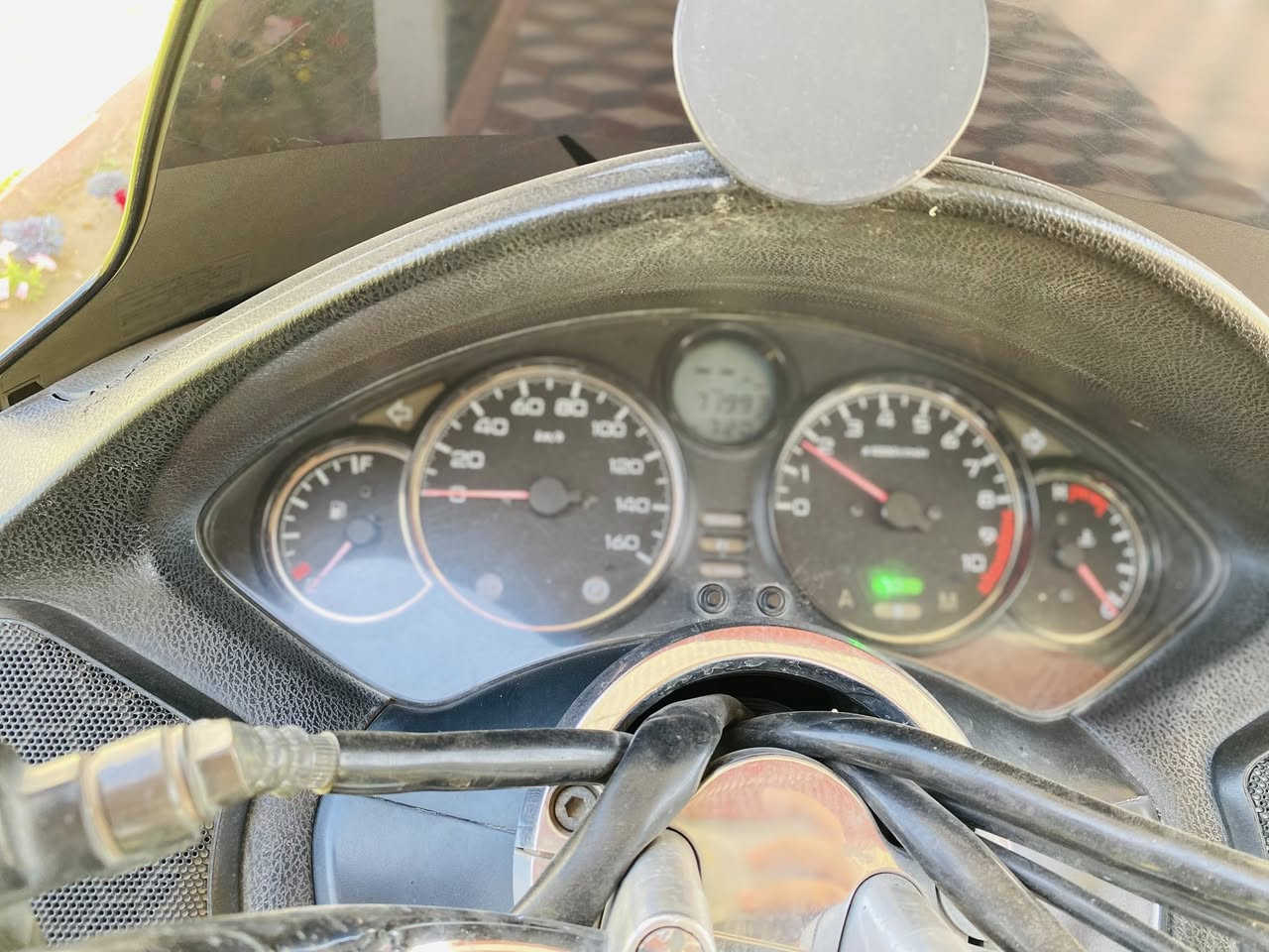 🔥 للبيع فورزا 09 كرستال 🔥

السلام عليكم 🌹

🏍️ Honda Forza 09 Crystal
📍 المكان: الزعفرانية - شارع المعهد

✅ التفاصيل:
🔹 ادامه قاعدة فيت بمب
🔹 فيت بمب جديد
🔹 تبديل زيت Motul جديد
🔹 بانزين محسن
🔹 كهربائيات كاملة شغالة
🔹 محرك صافي
🔹 باتري جديد
🔹 كشرة نظافة 80%
🔹 منظومة زينون
🔹 أوراق كاملة موجودة
🔹صالصنه رياضي

⚠️ الشغلات الي تحتاج تسويه :
🔸 تاير أمامي نص عمر
🔸 الجكمجة مرات تقفل ومرات لا
🔸 كلوب الصندوق ميشتغل
🔸 الكير ملغي
🔸 دبلات أمامية نص عمر لكن بدون نضوح

📸 الصور توضح الحالة

💰 السعر: 850 قابل للتفاوض ويا الشراي الجاد

📞 ***********
📲 واتساب موجود (ما عنده رصيد
