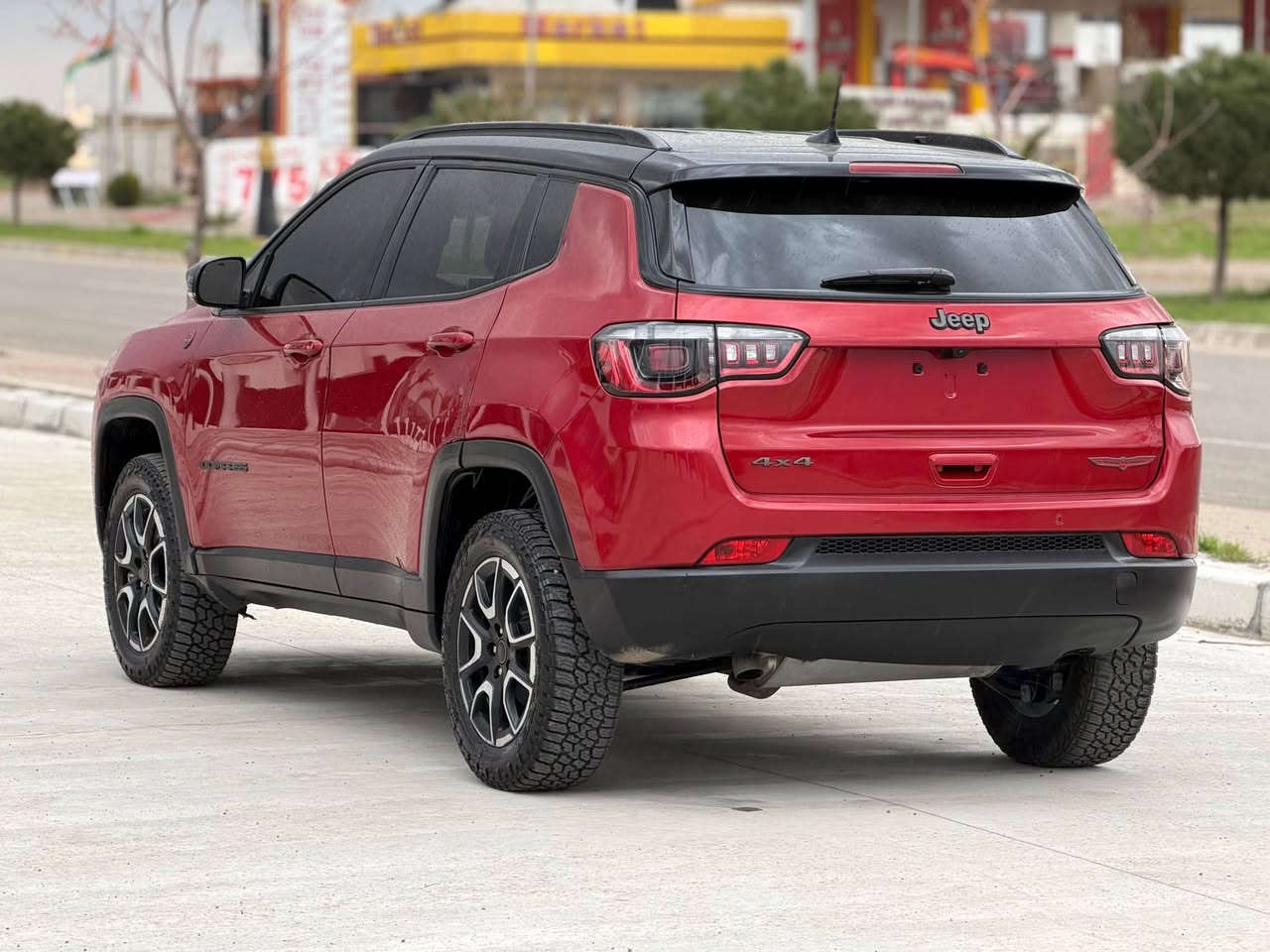 جيب كومباس موديل 2024  ماشي 9الاف ميل بيها جاملغ خلفي صبغ  بدون دواخل مواصفات شغال عن بعد فور ويل AWD ويل كب كروم لايت زينون بكلايت ليد مقاعد جلد مقاعد هيتر مقاعد جلد مقاعد كهربائي بلاجكتور باب الخلفي كهربائي جك شاشه كبيره كاميرا رادار امامي رادار جانبي اشاير بالمري تبريد مركزي هاندبريك بصمه تحكمات ستيرن مرايا هيتر بلوتوث مصدر تاوبسي 

 متوفر واتساب عالاسيا 

***********

*********** 

g4njddnost536940 دهوك, العراق
