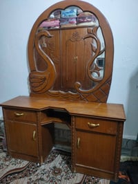 غرفه كامله • نضيفه