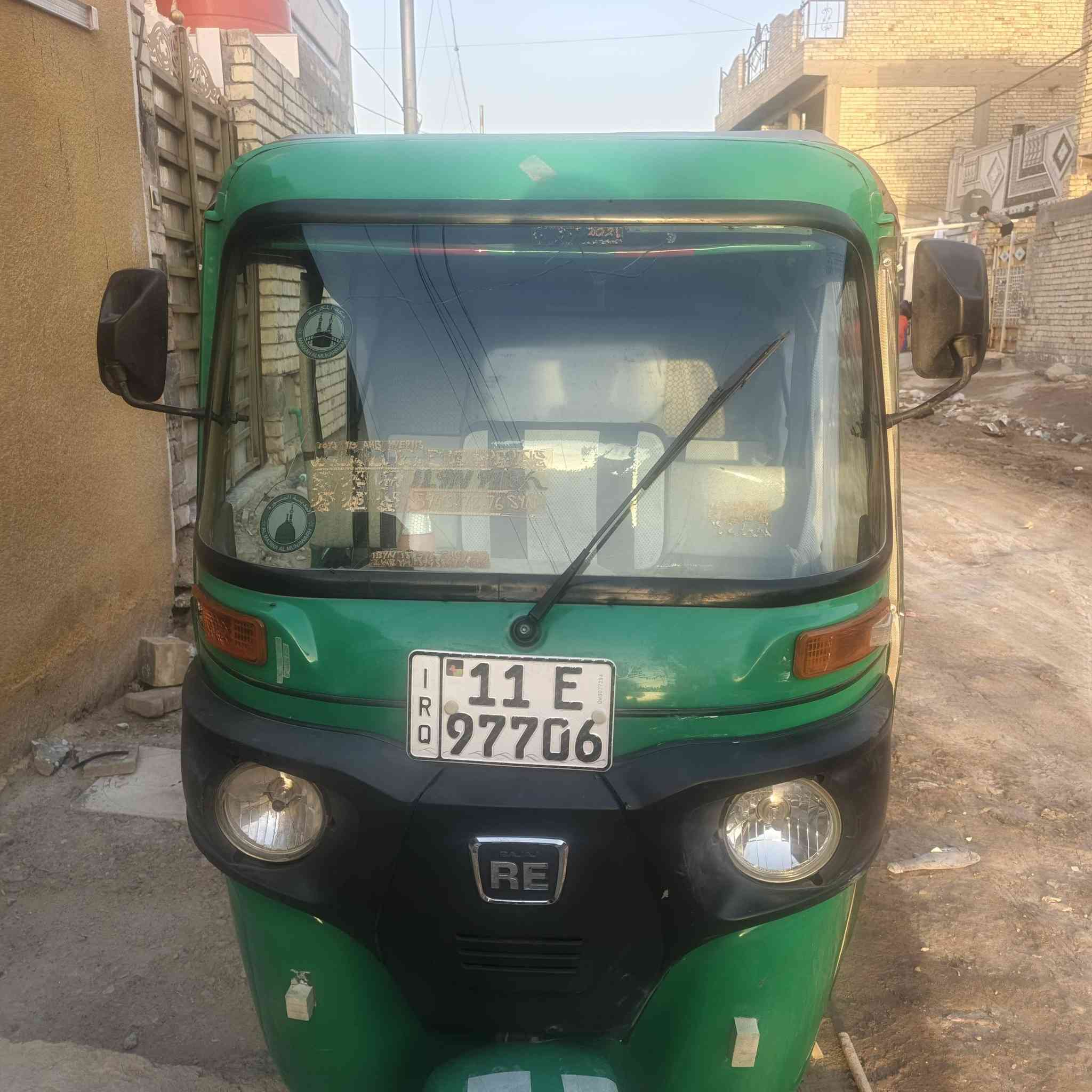 سلام عليكم تكتك للبيع موديل 2022 شكل 2021 مرقمه بسمي بيه بارد يم لجاملغ وبيه كم طخه بسيطه وبيه دوشمه وكاعيات  ومسجل مال مؤمل مشتل سعر 8250 مكاني بغداد مدينه صدر ***********
