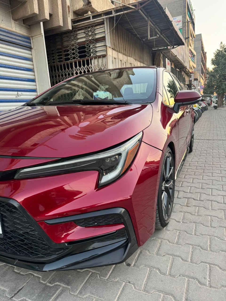 للبيع: تويوتا كورولا 2023 XSE

📍 مكان السيارة: بغداد
📞 للتواصل: ***********
💰 السعر:170. ورقة – 
📊 المسافة المقطوعة: ٤٠!الف ميل
🛠️ المحرك: 4 سلندر – 2000cc---

⚙️ المواصفات:
• فئة XSE – أعلى فئة
• بصمة وتشغيل عن بعد
• شاشة وسطية تدعم Apple CarPlay / Android Auto
• كشنات جلد  (Sport seats)
• كشن السائق كهربائي
• تبريد وتدفئة للكشنات الأمامية
• سقف بنوراما
• شحن لاسلكي
• رادار أمامي + النقطة العمياء
• كروز كنترول ذكي
• كاميرا خلفية
• إضاءة LED بالكامل
• جنوط سبورت مقاس 18
🔧 الضرر
• حادث خفيف – تبديل الجاملغ الأمامي فقط
• بدون شواصي أو ضرر داخلي 
📌 تفاصيل إضافية:
• وارد أمريكي
• رقم السيارة بغداد الدولي الجديد
• اللون: أحمر -كرزي🍒
