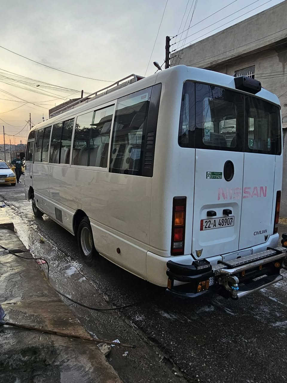 سلام عليكم كوستر نيسان 2017 منظومه غاز 140 لتر  مكينه كير اكسل شرط صبغ لغد فقط الباقي كفاله 
***********
