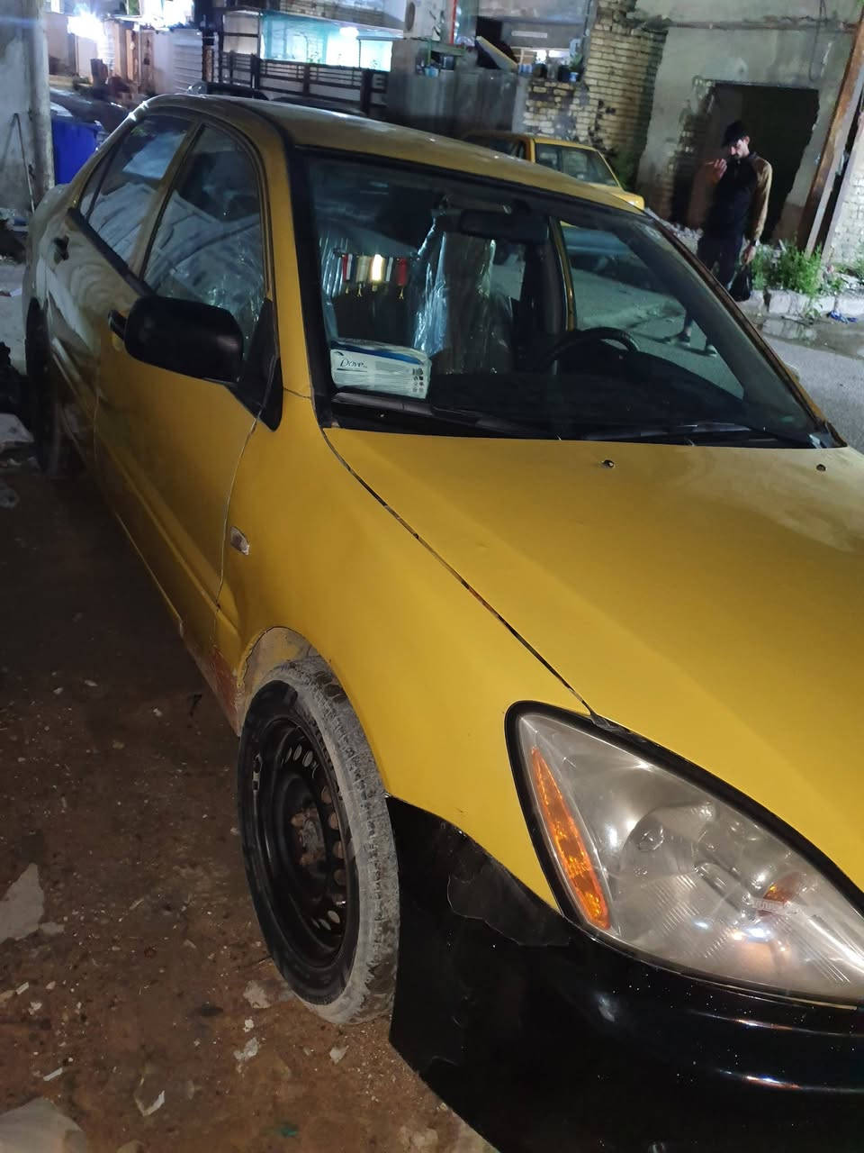 السلام وعليكم  لانسر 2010 كير عادي مكينه 1600 مصبوغه عام 
عارضها 62 وبيها مجال بسيط 
***********
