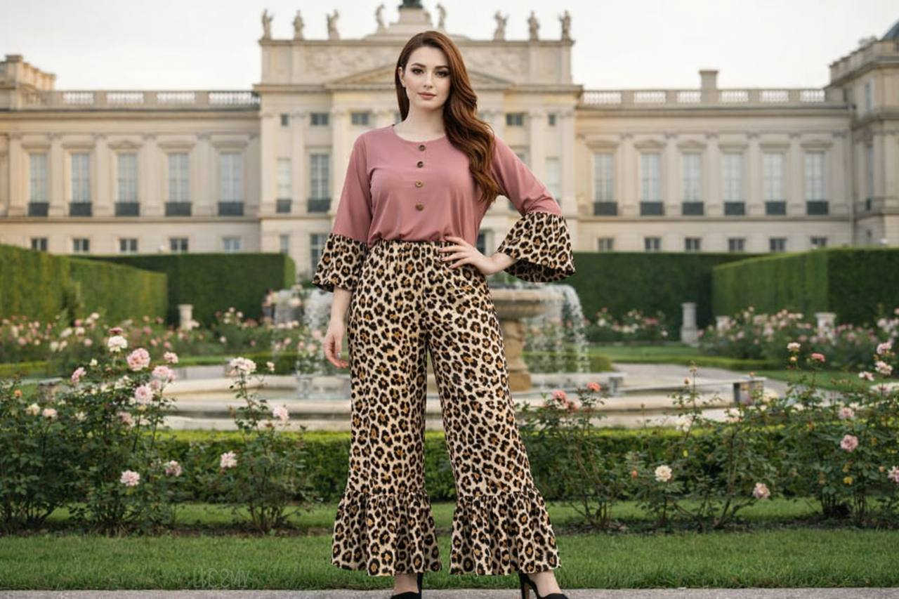 تراك نسائي 

خامة كريشة + فانيلا زبدة تركي شرط الفحص 

فري سايز لحد ٩٠ كيلو

سعر القطعة مفرد 17 أي  #مريم_غريبة #فانز #معجبين #معجبات #اكسبلور #اكسبلور_فولو_لايك_ي_عسل
#اكسبلور #لايك #بغداديات
#تايم 
#جاي_من_الاكسبلور_فولو_بداعت_الغالي
#save_the_iraq_people
#صفحة_بغداد

#اكسبلور_فولو  #بنات  #تصميمي 
#قناة_هاشتاك_انستا_على_التليجرام_qigs7 
#تصاميم #اكسبلور_طق_فولو✅🚶 #تفاعلكم_سر_نجاحنا🌷
#اكسبلور #بلوچستان #كنسرت


**إذا كنت صاحب هذا الإعلان وتريد حذفه لأي سبب، رجاءا أرسل رسالة إلى الدعم الفني**