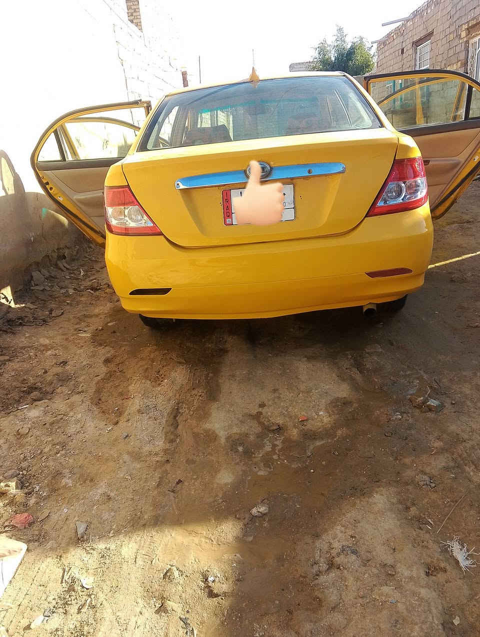 السلام عليكم بي واي دي للبيع موديل11 مكفولة كفاله عامه رقم***********
