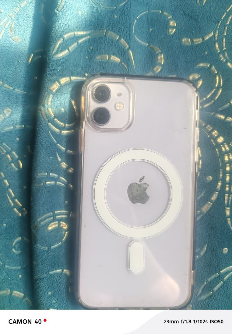 السلام عليكم ايفون ١١ عادي للبيع جهاز نضيف حيل بطاريه ٧٨ جهاز بعدو بلادي وياه كارتون وشاحنه السعر ٢٨٥ الهاتف *********** 
ويرهم مراوس ب آيفون ٧ بلص أو ٨ بلص وفرق وماجاوب خاص بس واتساب أو خط
