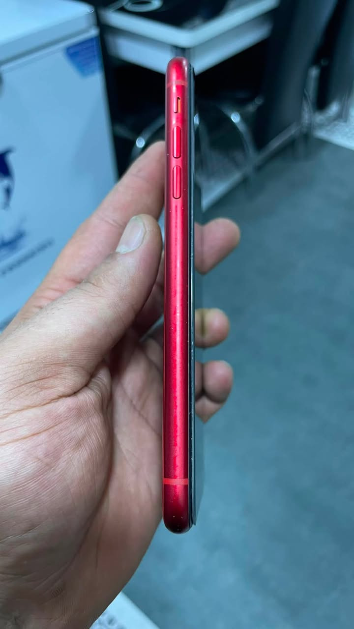 ايفون XR ذاكرة 128 جهاز شغال 100‎%‎ 
مبدل بطارية فقط  نظافة 90 
كاميرات شغالة 
فلاش اتصال واي فاي بلوتوث بصمة وجه كلشي شغال بس بطاريته تعبت وبدلتهه 
السعر 190 قفل قفل مكاني بغداد الحرية
***********
