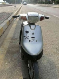 دراجه بطه للبيع نضيفه وما بيهه نقص برغي شلعه ومعدل مكينه ناعمه كلش كهر...