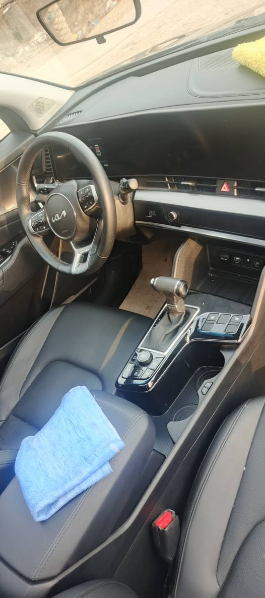 السَلٱمٌ عـَلـْيگمّ-ۈرحـْمّـٌة ٱللـّہ ﯙبُرگـّاتہ كيا سبورتج موديل25 تبديل جاملغ وبنيد ماشيه 2700
السعر 180 وبيها مجال مكاني بغداد البياع ***********
