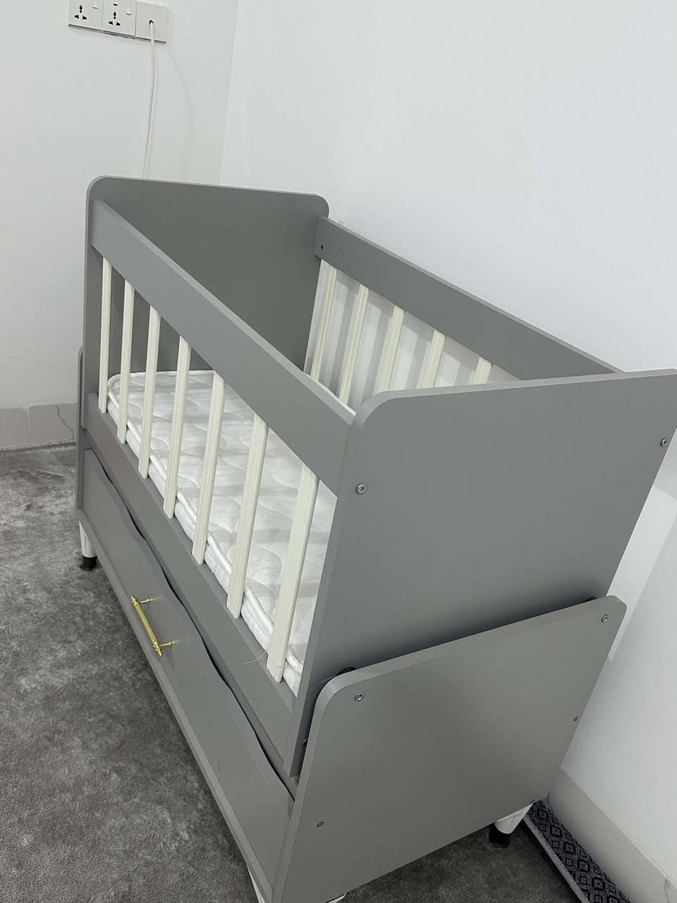 سیسەمی منداڵان بۆ فرۆشتن 
زۆر خاوێن و جوانە بە دۆشەکەوە 
نرخ ٩٠ هەزار
چوارقورنە


**إذا كنت صاحب هذا الإعلان وتريد حذفه لأي سبب، رجاءا أرسل رسالة إلى الدعم الفني**