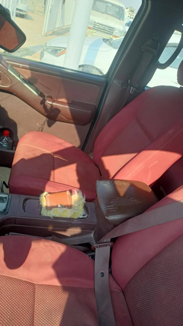 السلام عليكم للبيع نيفاره 2008 بيها صبغ بالهلال مال جاملغات ثنينهن بدون دواخل بدون ضربه مكاني بابل المسيب السعر 90 وبيها مجال حك الجيه رقم الهاتف *********** الشراي فقط يتصل
