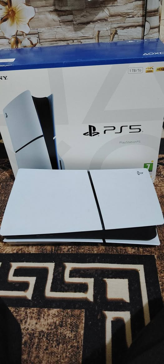 سلام عليكم بلي فايف سلم اوربي استخدام قليل اخذته جديده قبل اسبوعين وياه يدتين مكاني بابل الثوره لشراي يتصل لو يجي خاص ويدلل ***********
