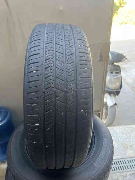 اسلام عليكم تخم ويل ياباني كامري حجم 16مع تايرات انضاف الويل لك شرط لاعواج ولا رصعه ولا شخط مكاني بغداد الشعب ***********
