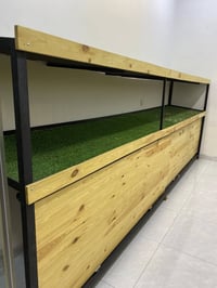 للبيع ميز بقالية عدد ٢ قياس طول ٤ أمتار والعرض ٨٠ سم وارتفاع ١٨٠ سم   ...