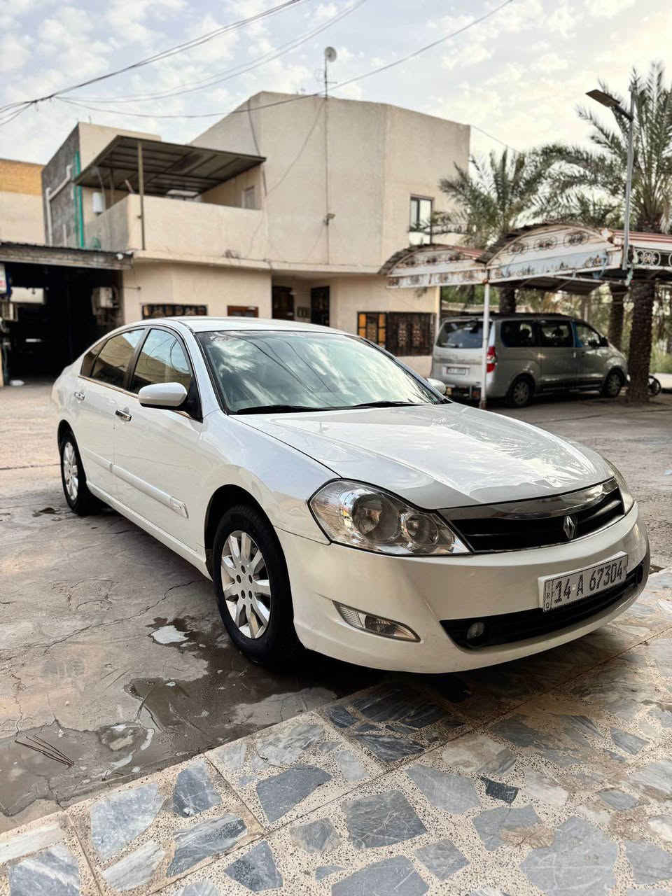 رينو سفران موديل ٢٠٠٩  6سلندر سياره كفالة 
حدادية جديدة كير جديد تبريد كل شيء جديد بيها سياره نضيفه مابيها اي شيء 
للاستفسار اكثر *********** الزبير, البصرة
