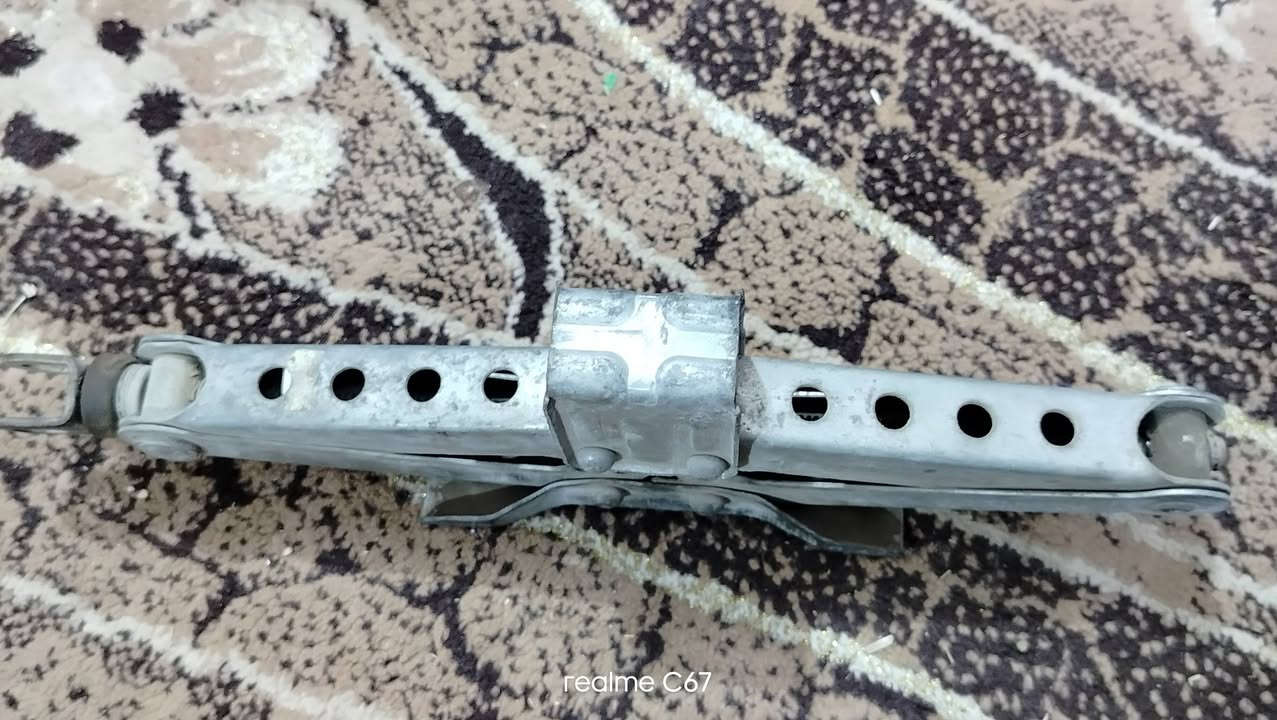 السلام عليكم مسجل شاشه كامل سعر 75وبي مجال قليل وسبير جيوب 20 وبي مجال جك سعر 15 ***********
