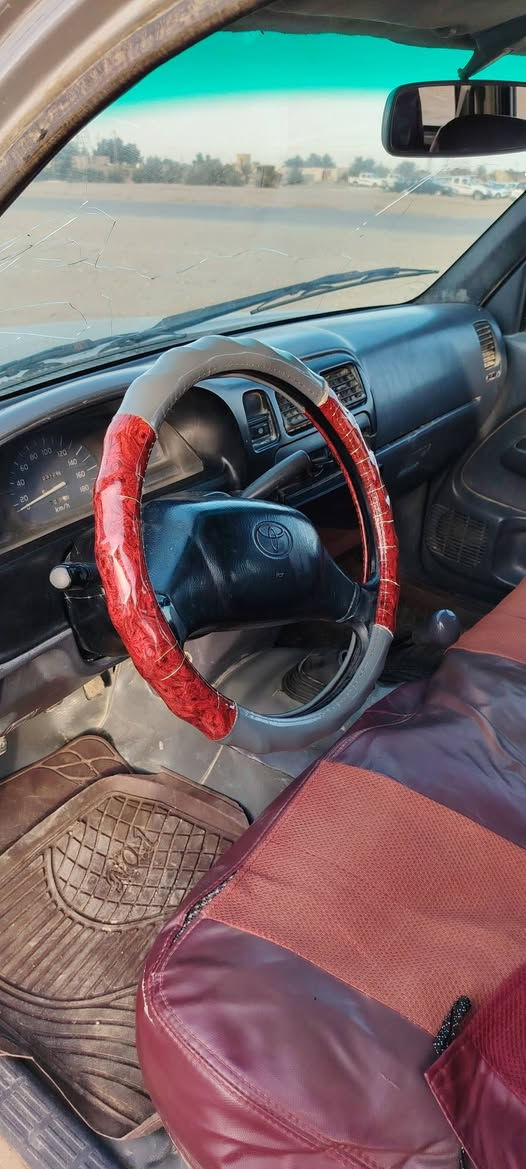 بيك اب تيوتا 2003
بيها صبغات حزام سالمه من الضربه او ضرر رقم انبار 
شاشه داخليه مكان ذي قار *********** 
سعر 80$
