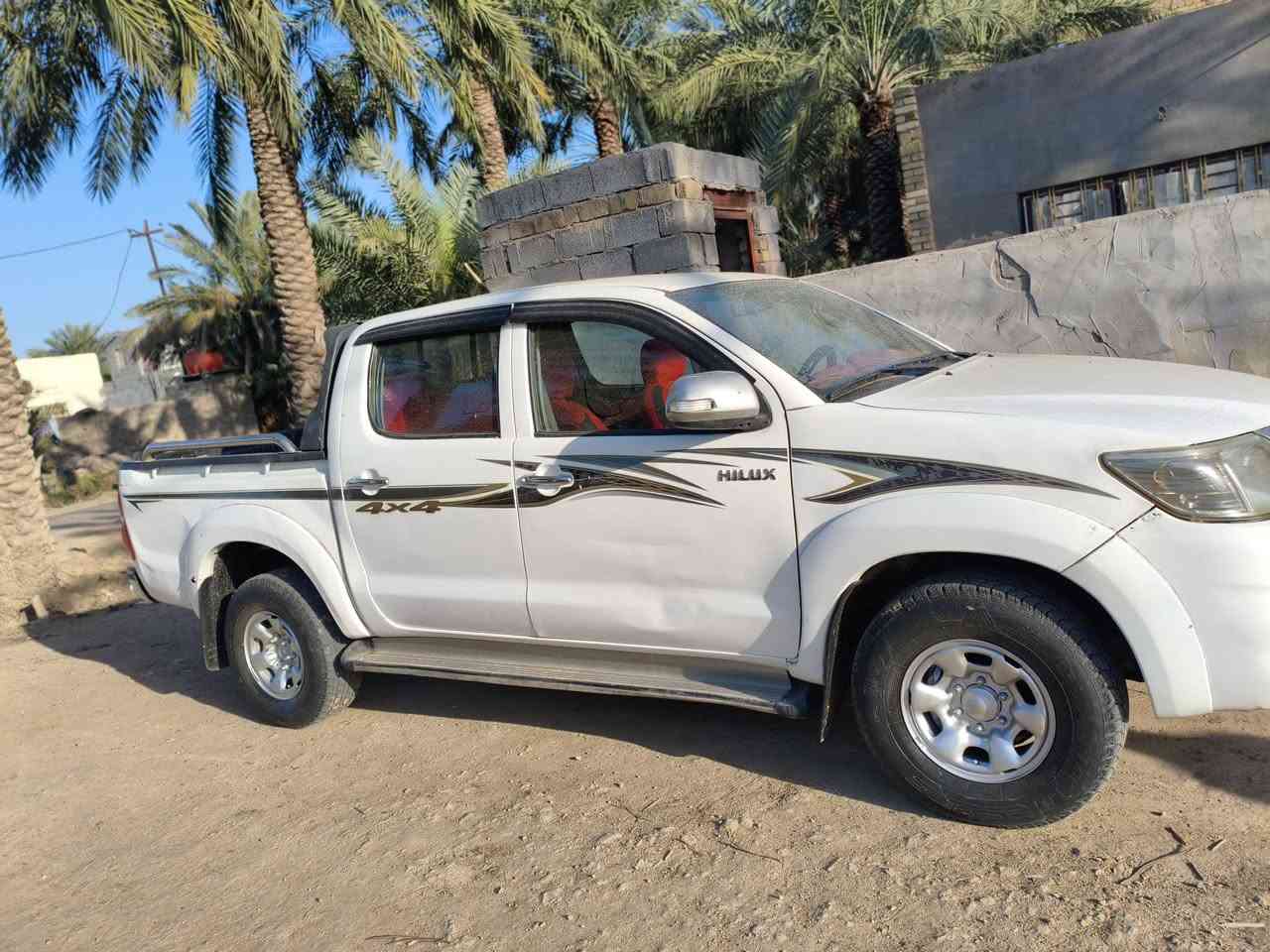 سلام عليكم سياره البيع فورويل كاز موديل 2012 رقم اربيل 
 سياره نضيفه تخم تاير سنويل ال 2030/‏/////لاتصال عله الرقم //////
‪0781 422 7672‬‏
***********
