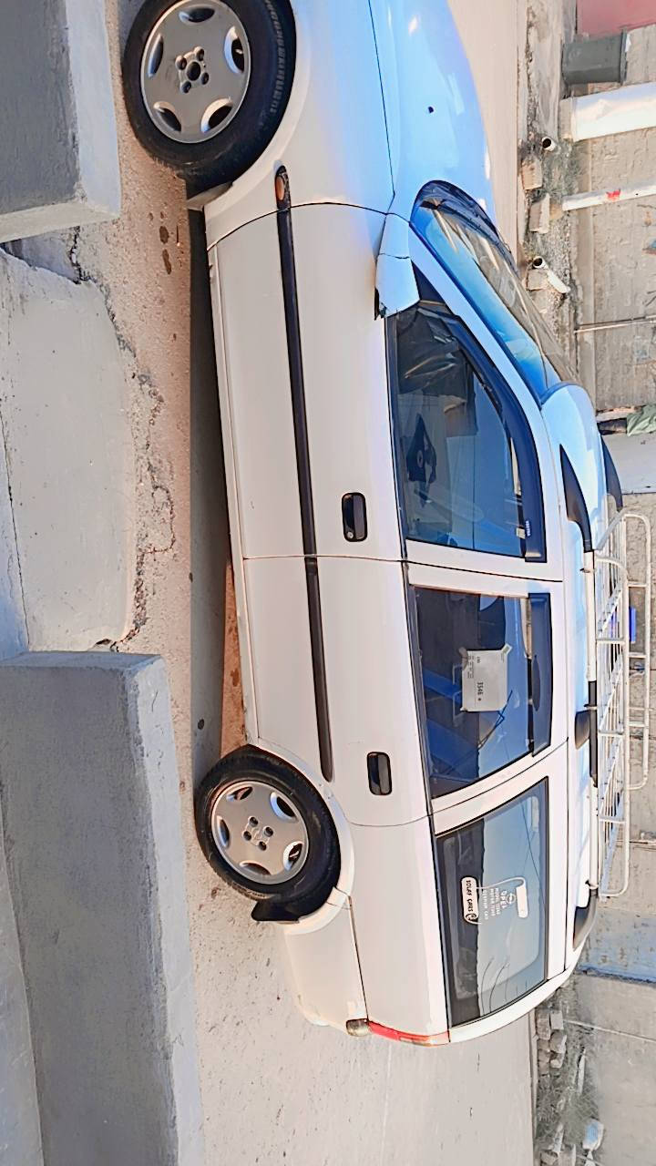 اوبل استرا كير توماتيك محرك جديد مافيه شي 
السيارة نظيفة فيها قطعتين بس اكر, نينوى


**إذا كنت صاحب هذا الإعلان وتريد حذفه لأي سبب، رجاءا أرسل رسالة إلى الدعم الفني**