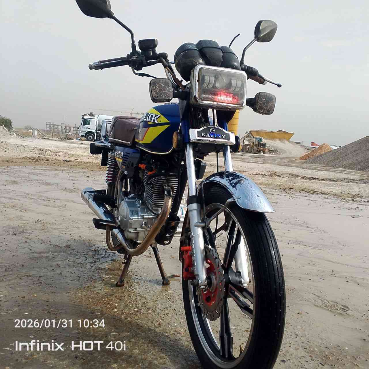 سلام عليكم متاح للبيع دراجة موديل 24 محرك 200 شلعة معدل تشك بصمة تشقيل عن بعد  دراجة تخبل  تخم تاير لايت عالي ناصي فدرالية تعرض شاشة كهربائيات كلشي شقال اوراق موجودة السعر 700المكان بغداد يم جسر الدوار الشراي يتصل. ***********/
