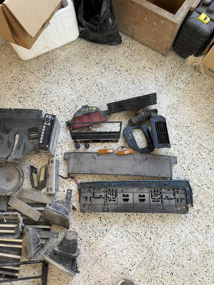 السلام عليكم اخوان غراض بدي قديم وصقر ***********
