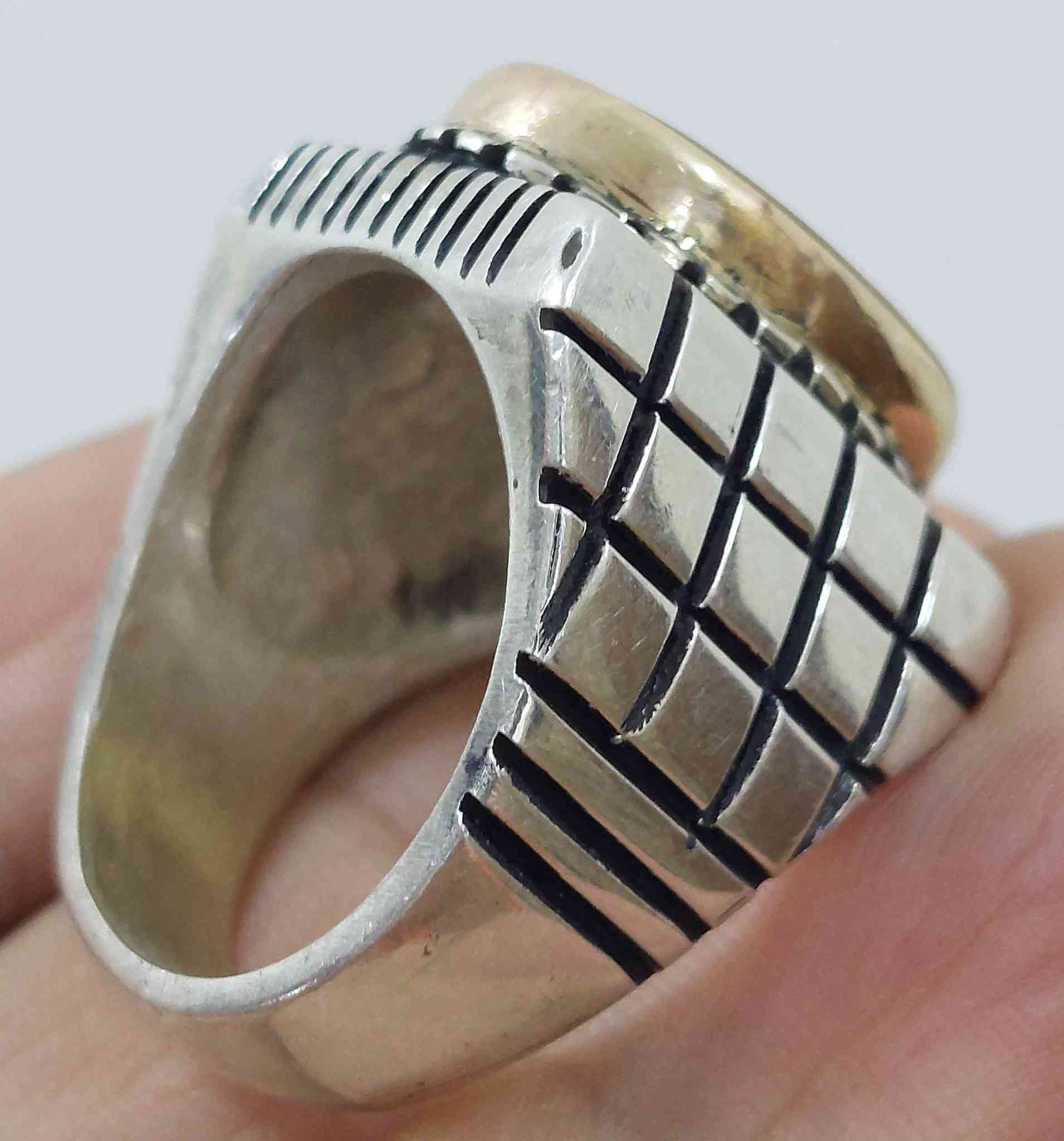 ان معي ربي عقيق يماني اصفر قديم صياغة يدوية داير ذهب ثقيل بغداد ***********
